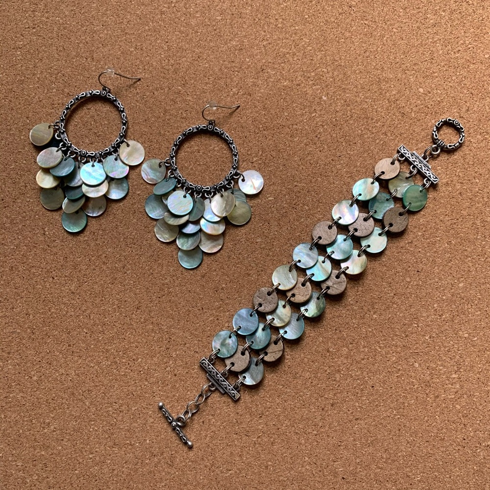 Lia Sophia Abalone & Woden disc detail set